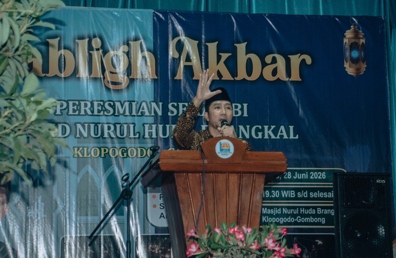 Geliat Pemuda dan Senyum Anak Yatim di Peresmian Serambi Baru Masjid Nurul Huda Brangkal