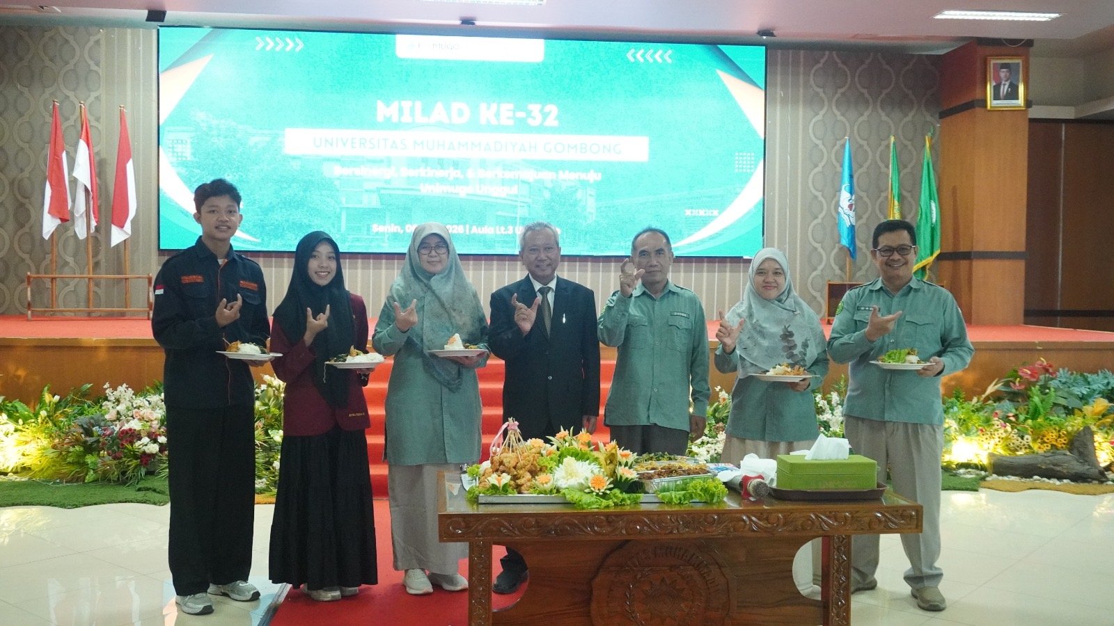 MILAD KE-32 UNIMUGO: PERKUAT SINERGI DAN BUDAYA KINERJA, WUJUDKAN UNIVERSITAS UNGGUL DAN BERKEMAJUAN