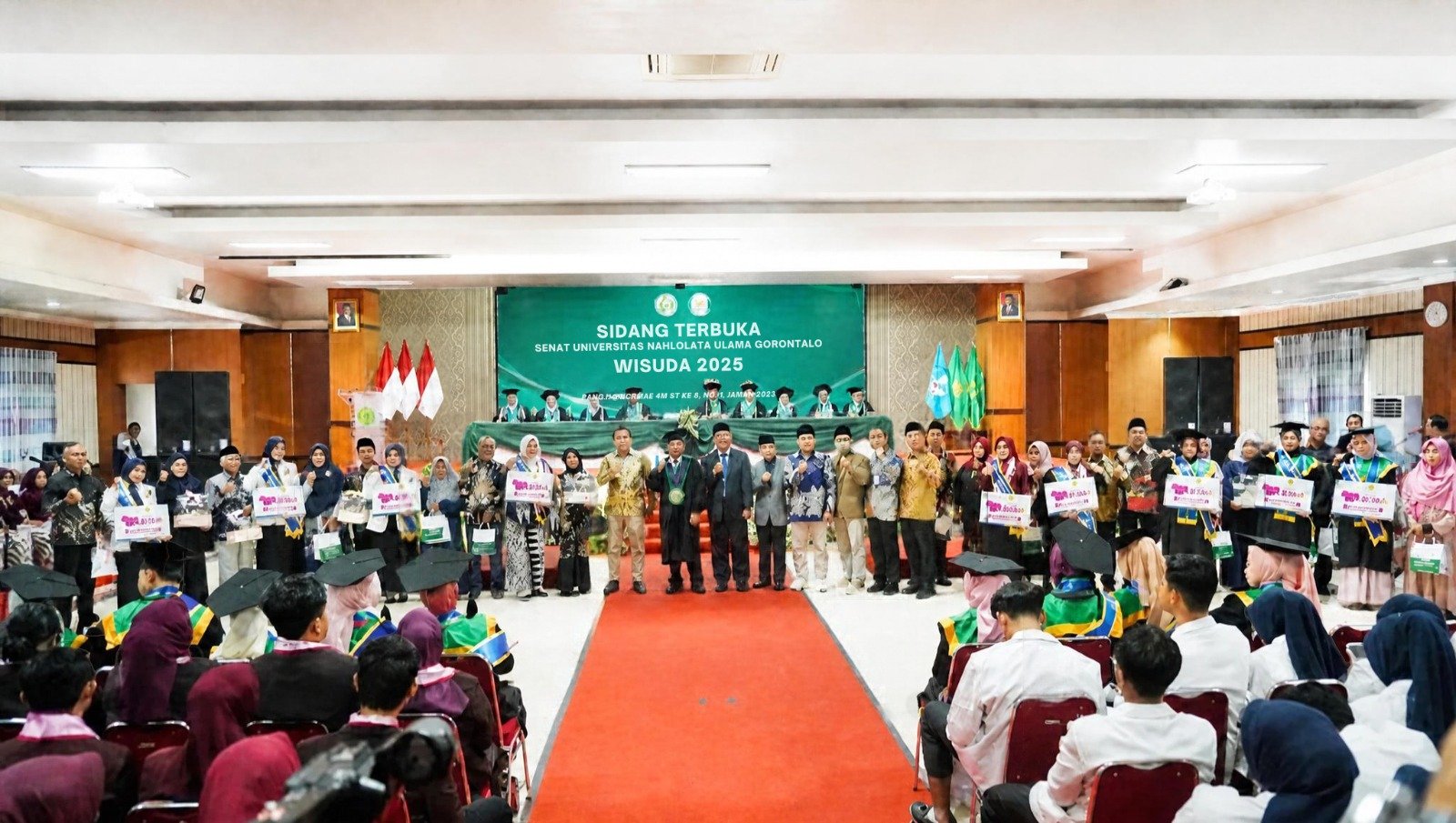 475 Lulusan Diwisuda, UNIMUGO Apresiasi Wisudawan Berprestasi dengan IPK 4,00